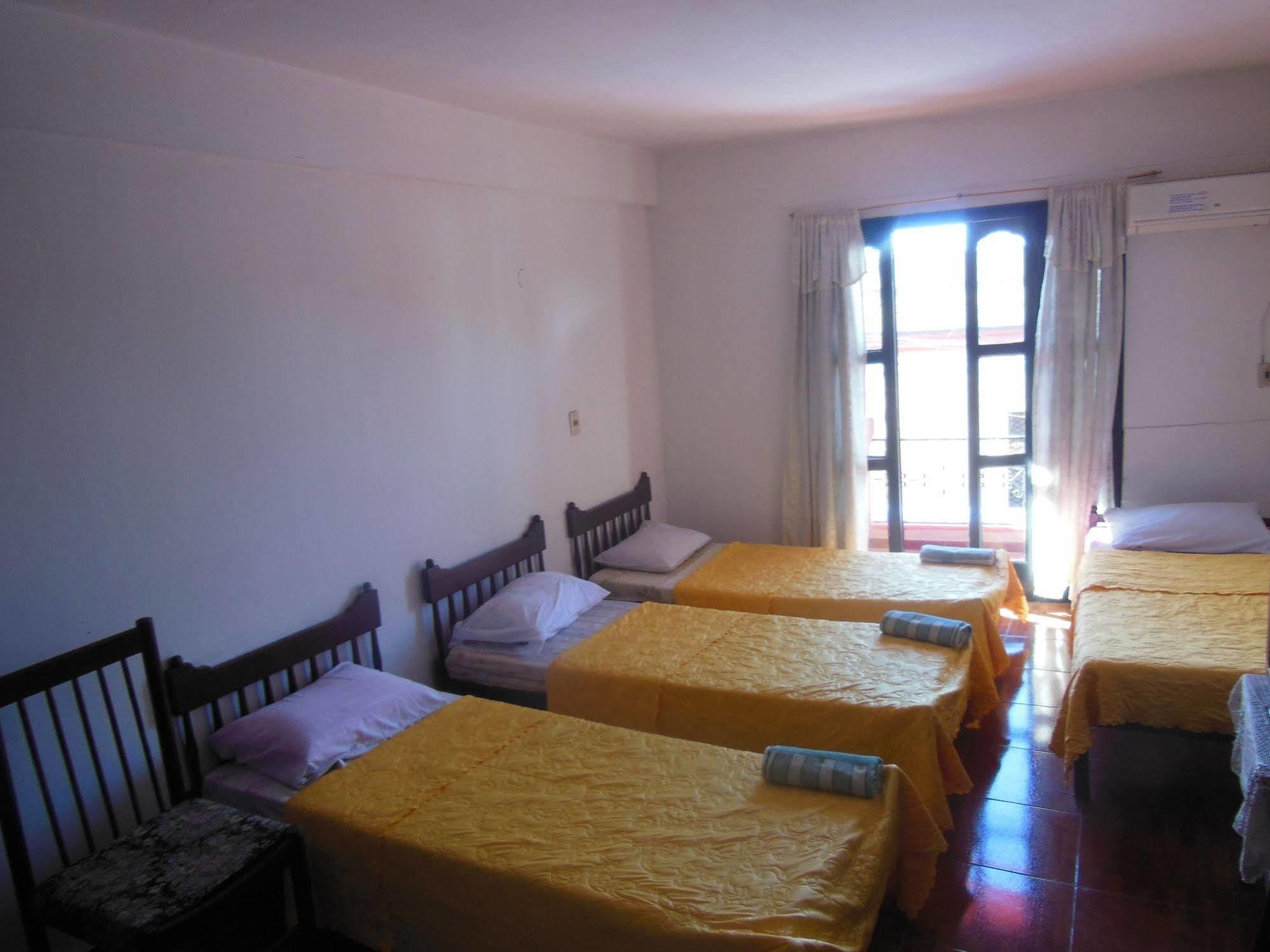 Costanera Hostel Asunción Eksteriør billede